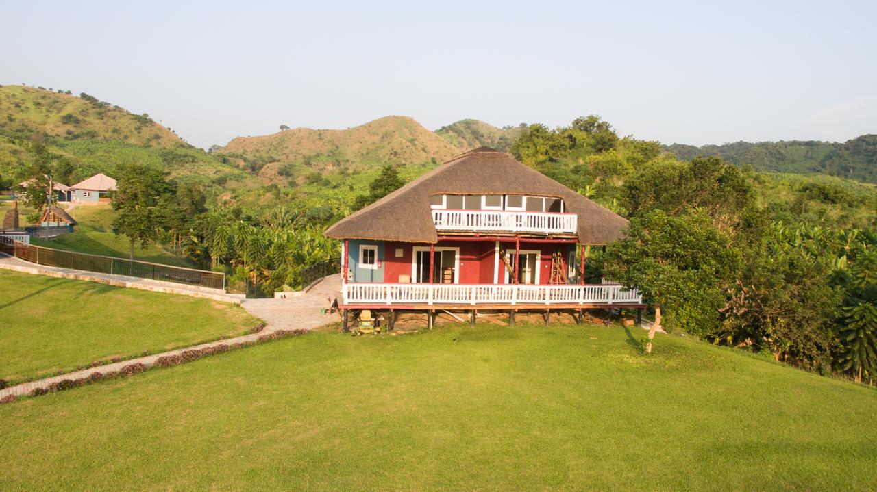 Grand Eco Cabanas Resort Kuntanse Luaran gambar
